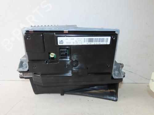 display-monitor-mercedes-benz-a-class-w177-2018-33134220 main image