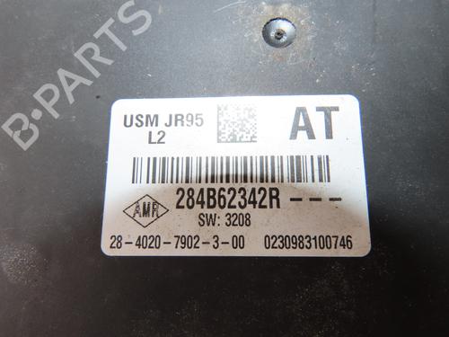 Used Fuse box Fuse box RENAULT SCÉNIC III (JZ0/1_) 1.5 dCi (106 hp) 34498352 34498352