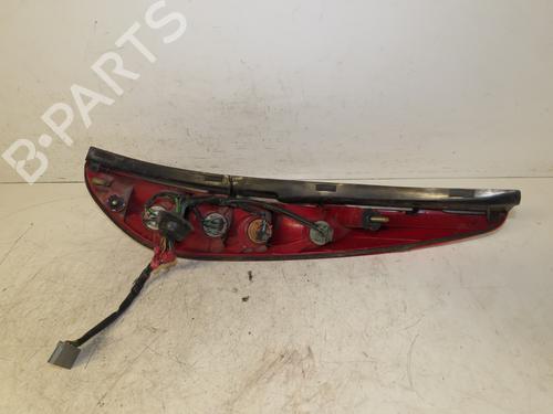 Used Left taillight FORD MONDEO III Turnier (BWY) 2.0 16V TDDi / TDCi (115 hp) 22751411