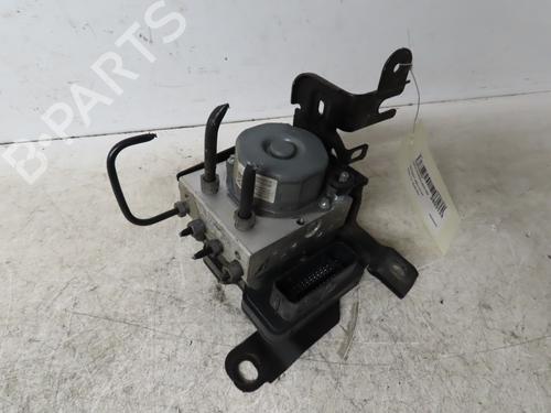 Used ABS pump PEUGEOT 308 II (LB_, LP_, LW_, LH_, L3_) 1.6 THP 125 (125 hp) 17315887