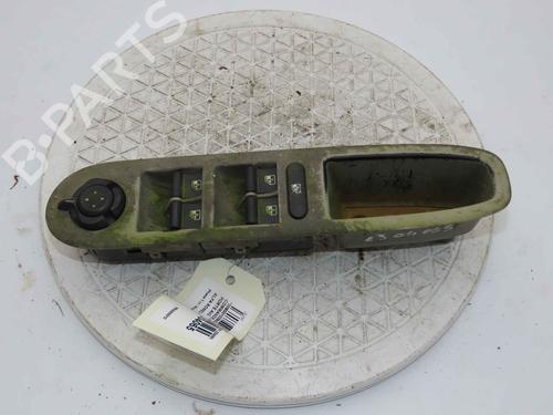 Used Left front window switch Left front window switch 37052025 37052025