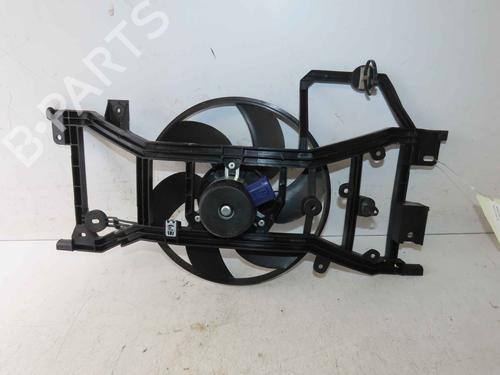 Used Radiator fan Radiator fan 37057160 37057160