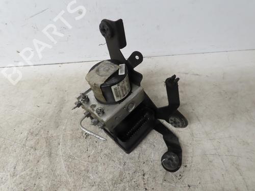 ABS Bremseaggregat RENAULT MEGANE III Hatchback (BZ0/1_, B3_) 1.5 dCi (86 hp) 18352153