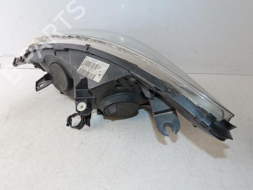 Used Right headlight Right headlight RENAULT CAPTUR I (J5_, H5_) 1.5 dCi 90 (J5N4, J5M5, J5MW, J5M6, J5AL, J5AJ) (90 hp) 33893659 33893659