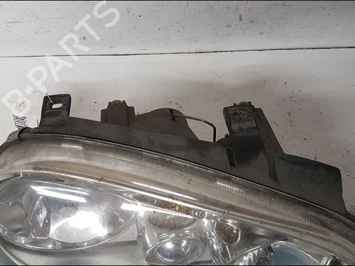 Right headlight VW GOLF IV (1J1) 1.4 16V | BP23170710C29 