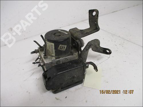 Used ABS pump FORD FIESTA VI (CB1, CCN) 1.4 TDCi (70 hp) 10945036