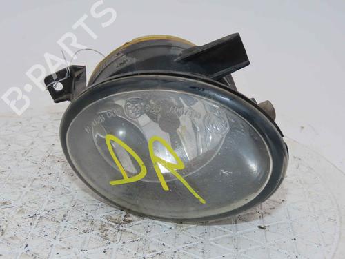 Used Right front fog light Right front fog light 37048757 37048757