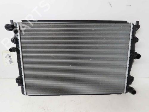 Used Water radiator Water radiator 37053768 37053768