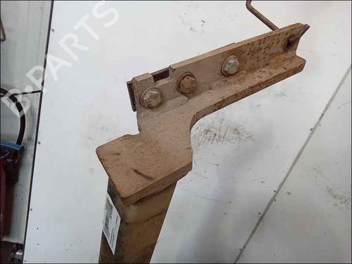 Used Tow ball/Mechanism Tow ball/Mechanism 37042946 37042946