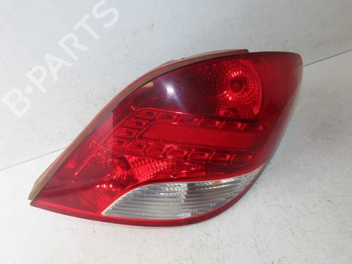 Used Rear bumper left light Rear bumper left light 37052295 37052295