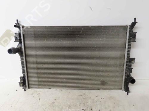 Used Water radiator Water radiator 37048696 37048696