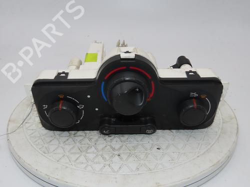 Used Climate control RENAULT CLIO III (BR0/1, CR0/1) 1.5 dCi (75 hp) 21946534