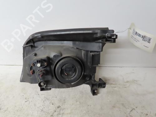 Right headlight NISSAN X-TRAIL I (T30) 2.2 dCi 4x4 | BP16751858C29 