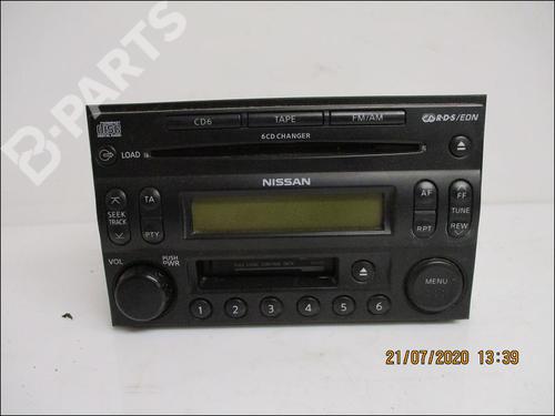 Used Radio Radio NISSAN X-TRAIL I (T30) 2.2 dCi 4x4 (136 hp) 10945974 10945974