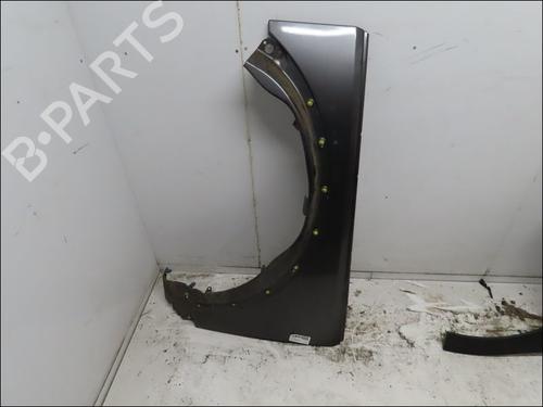 Used Left front fenders LAND ROVER DISCOVERY III (L319) 2.7 TD 4x4 (190 hp) 16277302