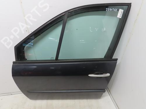 Used Left front door RENAULT GRAND SCÉNIC II (JM0/1_) 2.0 dCi (JM1K) (150 hp) 17656944