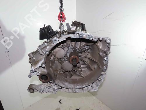 gearbox-volvo-v40-cross-country-526-2012-2013-2014-2015-2016-2017-2018-2019-37050523 main image
