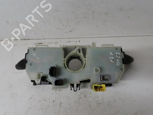 Used Steering column stalk RENAULT SCÉNIC III (JZ0/1_) 1.5 dCi (110 hp) 19319633