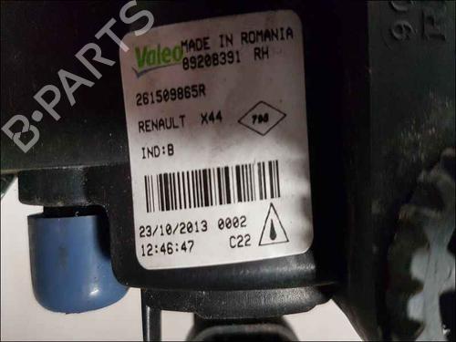 Right front fog light RENAULT TWINGO II (CN0_) 1.5 dCi 75 | BP37041406C31 - Image 3