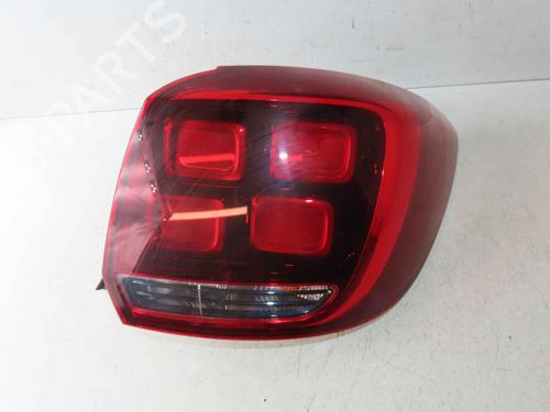 right-taillight-dacia-sandero-ii-2012-37059079 main image