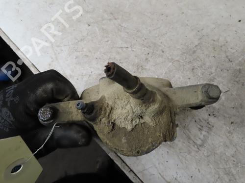 Used Left front brake caliper Left front brake caliper RENAULT KANGOO Express (FW0/1_) 1.5 dCi 70 (FW0A, KW0V) (68 hp) 17135733 17135733