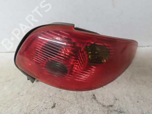 Used Right taillight PEUGEOT 206 CC (2D) 1.6 16V (2DNFUF, 2DNFUR) (109 hp) 17315993