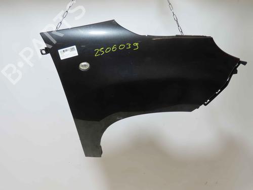 right-front-fenders-fiat-500l-351_-352_-2012-37054515 main image