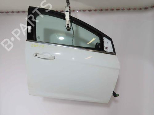right-front-door-ford-focus-iii-2010-2011-2012-2013-2014-2015-2016-2017-2018-2019-2020-37056911 main image