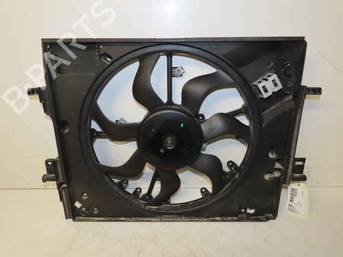 radiator-fan-nissan-juke-f16_-2019-37047416 main image