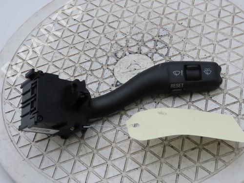 Used Steering column stalk AUDI A4 B6 (8E2) 2.5 TDI quattro (180 hp) 29153214