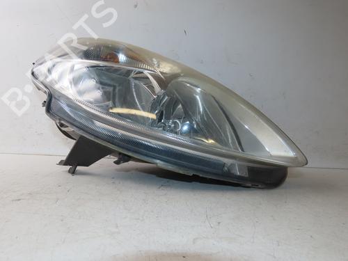 Used Right headlight LANCIA YPSILON (843_) 1.3 D Multijet (843.AXF11, 843.AXF1A, 843.AXM11,... (75 hp) 33135131