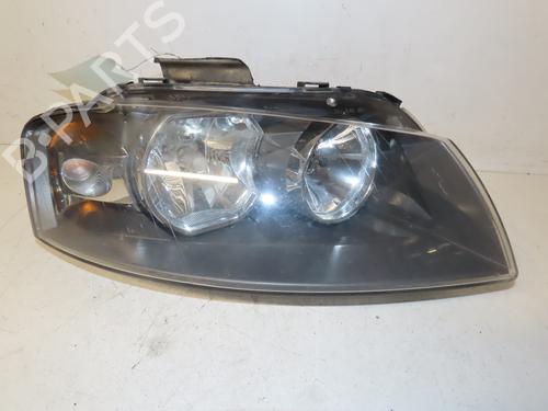 Right headlight AUDI A3 (8P1) 2.0 TDI 16V | BP29153791C29 