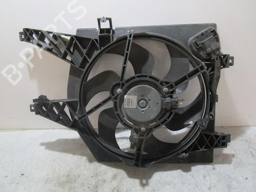 Used Radiator fan RENAULT TWINGO II (CN0_) 1.2 (CN0D) (58 hp) 11425898