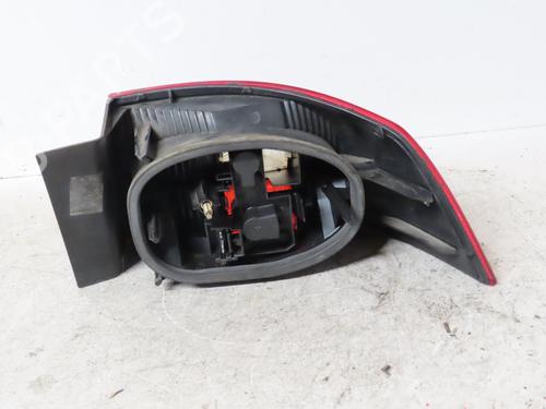 Used Left taillight RENAULT LAGUNA II (BG0/1_) 1.9 dCi (107 hp) 23170908