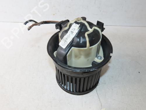 Used Heater blower motor Heater blower motor PEUGEOT 308 I (4A_, 4C_) 1.6 HDi (109 hp) 34105648 34105648
