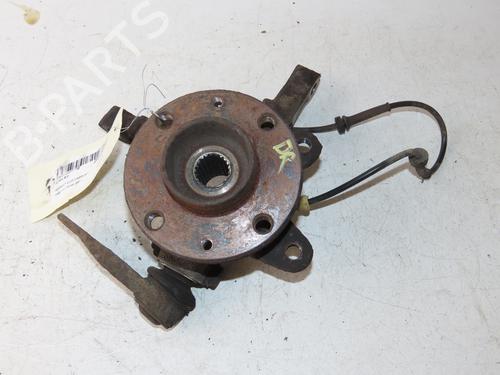 Used Right front steering knuckle Right front steering knuckle RENAULT CLIO II (BB_, CB_) 1.2 LPG (58 hp) 33133748 33133748
