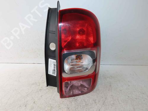 right-taillight-dacia-duster-hs_-2010-2011-2012-2013-2014-2015-2016-2017-2018-37058056 main image
