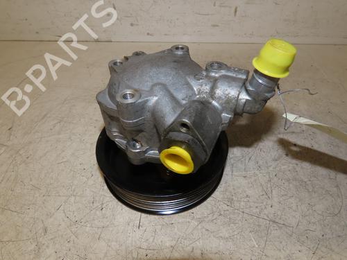 Used Steering pump Steering pump RENAULT MASTER III Van (FV) 2.3 dCi 125 FWD (FV0C, FV0D, FV0G, FV0H, FV0J, FV0K,... (125 hp) 24706177 24706177