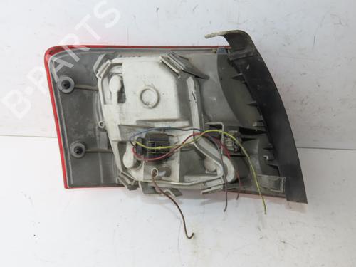 right-taillight-audi-a4-b7-avant-8ed-2004-2005-2006-2007-2008-33135392 main image