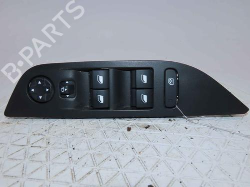 Used Left front window switch Left front window switch 37050604 37050604
