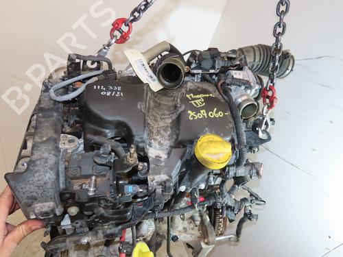 engine-renault-megane-iii-hatchback-bz01_-b3_-2008-27926034 main image