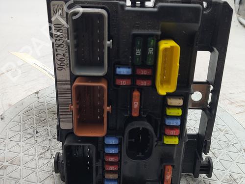 Used Fuse box Fuse box PEUGEOT 207 CC (WD_) 1.6 HDi (109 hp) 39732998 39732998