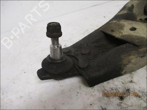 Used Left front suspension arm DACIA DUSTER (HS_) 1.5 dCi (HSMC) (107 hp) 14882405