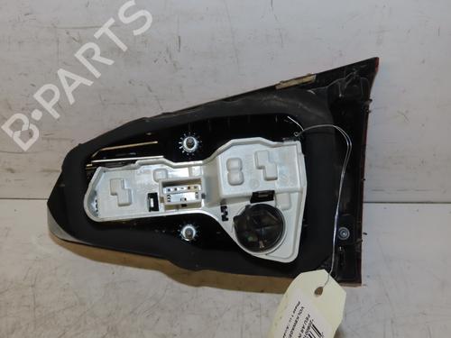 right-tailgate-light-vw-golf-vii-5g1-bq1-be1-be2-14-tsi-5g0945308f-2012-2013-2014-2015-2016-2017-2018-2019-2020-2021-21946622 main image