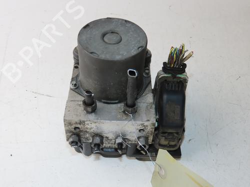 Used ABS pump ABS pump CITROËN C5 III Break (RW_) 2.0 HDi 140 (140 hp) 33133823 33133823