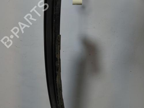 Used Rear bumper reinforcement Rear bumper reinforcement 37059318 37059318