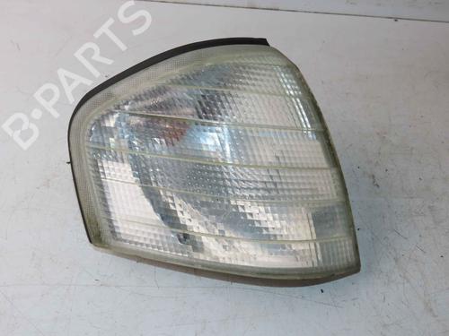 Used Right front indicator Right front indicator 37050296 37050296