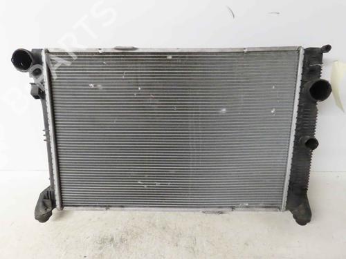 water-radiator-mercedes-benz-c-class-w204-2007-2008-2009-2010-2011-2012-2013-2014-2015-37046034 main image