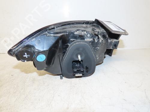 right-taillight-peugeot-208-ii-ub_-up_-uw_-uj_-12-puretech-100-9823216680-2019-22341519 main image