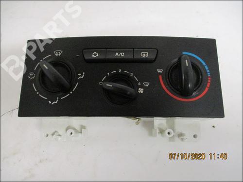 Used Climate control Climate control PEUGEOT 307 (3A/C) 2.0 16V (140 hp) 10945658 10945658